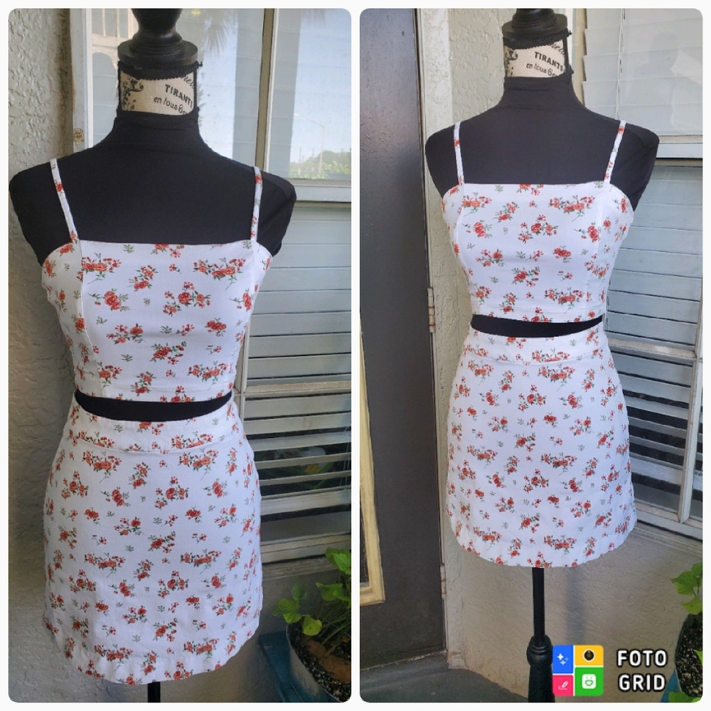 Floral 2 piece set.